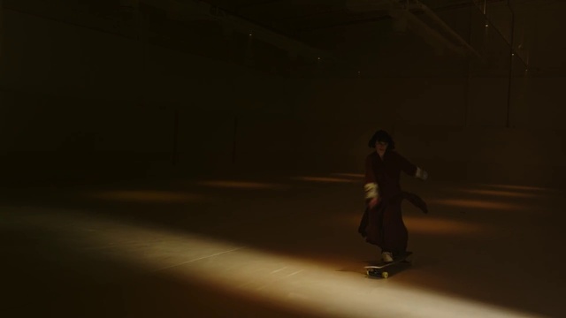 Video Reference: Flash photography, Sports equipment, Skateboarder, Asphalt, Rolling, Skateboard, Recreation, Tints and shades, Skateboarding Equipment, Road surface