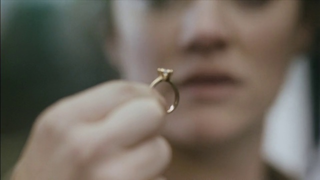 Video Reference: Nose, Vision care, Eyelash, Body jewelry, Ear, Jaw, Neck, Gesture, Finger, Cigarette