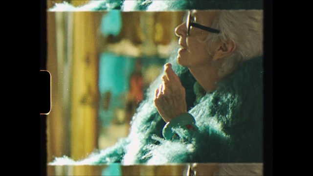 Video Reference: Glasses, Adaptation, Fun, Display device, Flash photography, Art, Glass, Reflection, Eyewear, Event