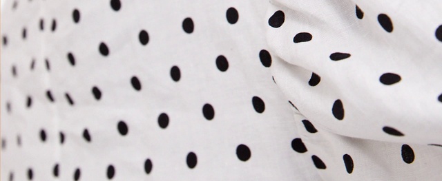 Video Reference: Vertebrate, White, Product, Textile, Sleeve, Mammal, Font, Material property, Pattern, Circle