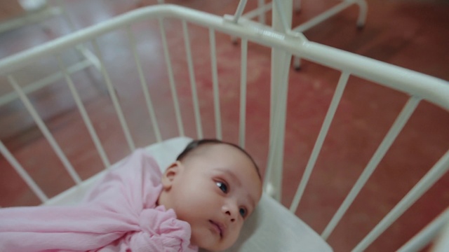 Video Reference: Face, Eye, Comfort, Baby, Baby & toddler clothing, Pink, Wood, Toddler, Baby Products, Infant bed