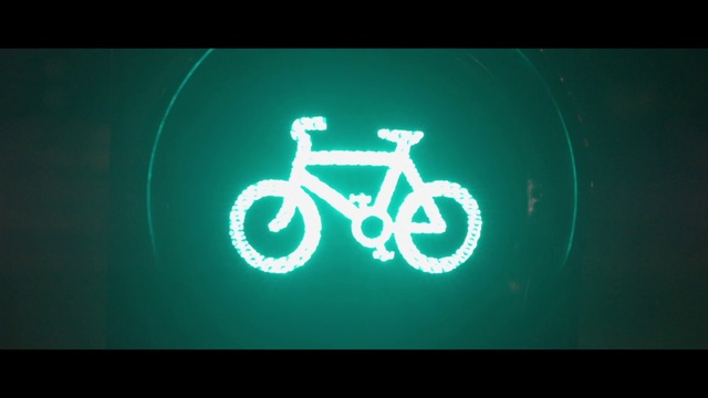 Video Reference: Bicycle, Wheel, Bicycle wheel, Bicycle frame, Bicycle tire, Crankset, Bicycle accessory, Bicycle part, Bicycle fork, Bicycle handlebar