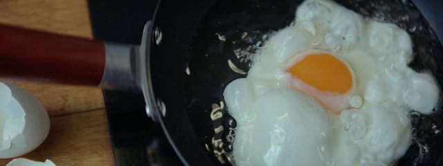Video Reference: Food, Egg white, Egg yolk, Ingredient, Fried egg, Liquid, Poached egg, Fluid, Cuisine, Recipe