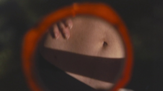 Video Reference: Eye, Eyelash, Smile, Flash photography, Iris, Automotive lighting, Circle, Macro photography, Wood, Carmine