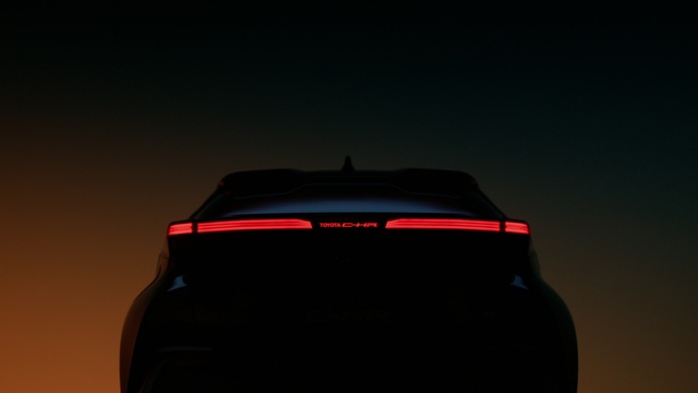 Video Reference: Automotive lighting, Automotive tail & brake light, Automotive design, Automotive exterior, Office equipment, Window, Bumper, Gadget, Tints and shades, Rolling