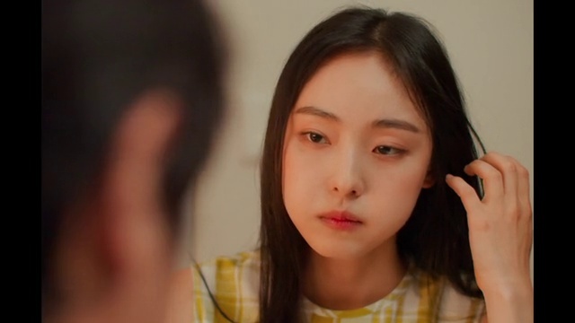 Video Reference: Nose, Cheek, Skin, Lip, Chin, Eyelash, Neck, Happy, Ear, Gesture