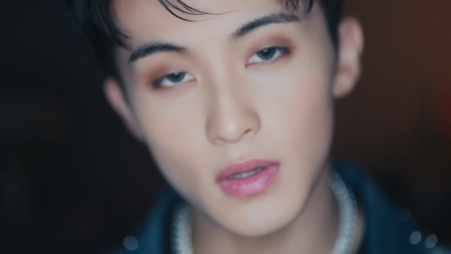 Video Reference: Forehead, Nose, Cheek, Skin, Lip, Eyelash, Flash photography, Ear, Jaw, Iris