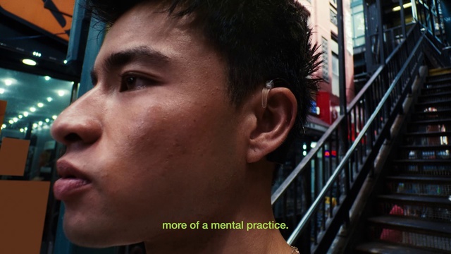 Video Reference: Forehead, Nose, Cheek, Lip, Eyebrow, Eyelash, Jaw, Neck, Ear, Flash photography