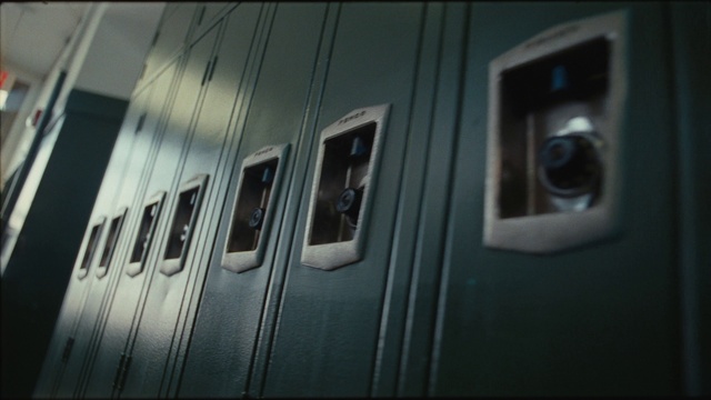 Video Reference: Automotive lighting, Hood, Automotive tire, Grille, Door, Automotive design, Vehicle door, Window, Grey, Motor vehicle