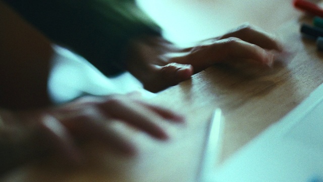 Video Reference: Mouth, Jaw, Neck, Gesture, Finger, Thumb, Nail, Wrist, Tints and shades, Eyelash