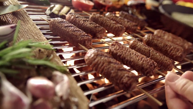 Video Reference: Food, Brochette, Ingredient, Outdoor grill rack & topper, Recipe, Suya, Cuisine, Souvlaki, Satay, Churrasco food