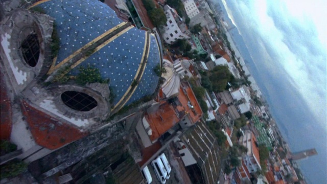 Video Reference: Building, World, Sky, Cloud, Architecture, Urban design, City, Tower block, Landscape, Metropolitan area