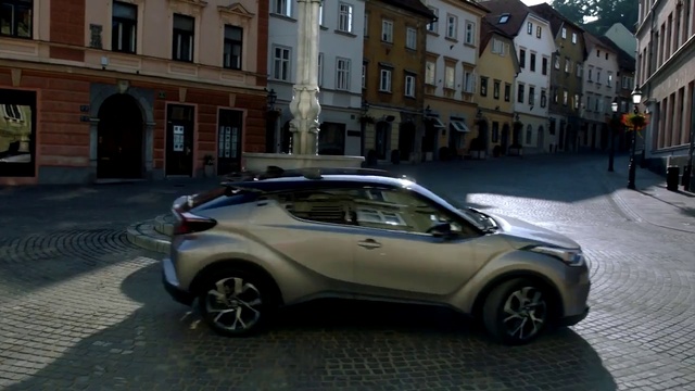 Video Reference: Car, Tire, Land vehicle, Wheel, Vehicle, Window, Hood, Automotive tire, Automotive design, Building