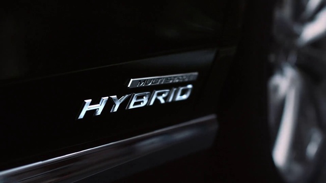 Video Reference: Automotive design, Personal luxury car, Automotive exterior, Vehicle, Font, Rim, Auto part, Motor vehicle, Electric blue, Family car