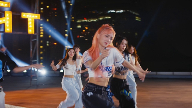 Video Reference: Smile, Entertainment, Performing arts, Flash photography, Dance, Thigh, Leisure, Event, Electric blue, Choreography