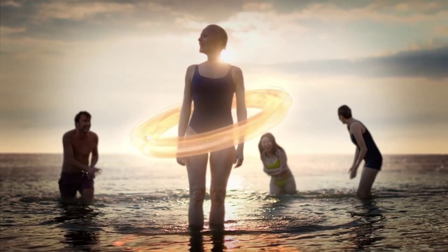 Video Reference: Water, Sky, Cloud, Daytime, People on beach, People in nature, Nature, Flash photography, Happy, Standing