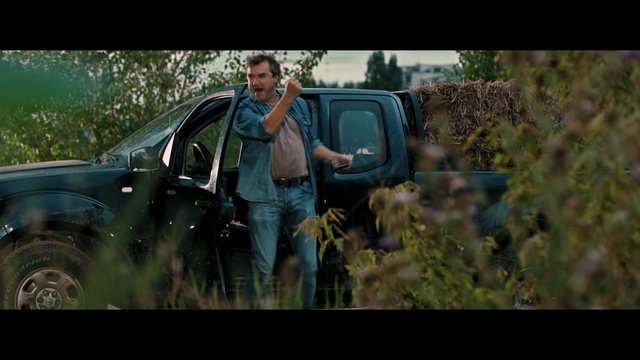 Video Reference: Car, Plant, Vehicle, Tire, Motor vehicle, Automotive lighting, Automotive tire, Automotive mirror, Flash photography, Automotive exterior