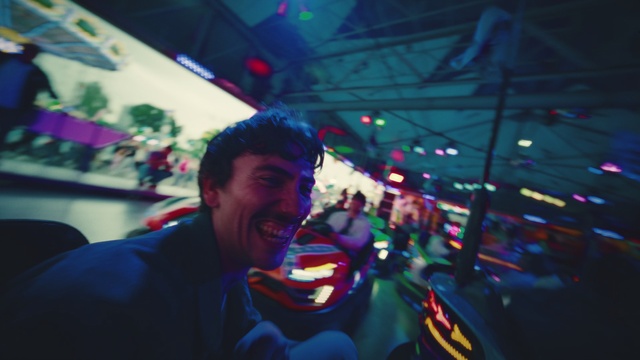 Video Reference: Smile, Automotive lighting, Lighting, Entertainment, Red, Leisure, Fun, Magenta, Toy, Electric blue