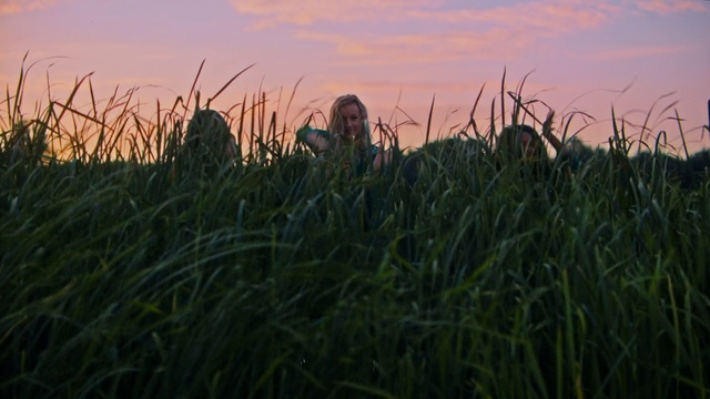 Video Reference: Cloud, Sky, Plant, Ecoregion, People in nature, Grass, Agriculture, Horizon, Grassland, Afterglow