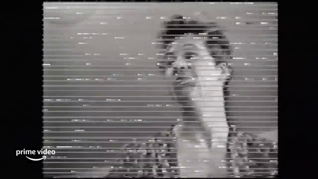 Video Reference: Water, Human body, Liquid, Flash photography, Font, Tints and shades, Symmetry, Transparent material, Glass, Darkness