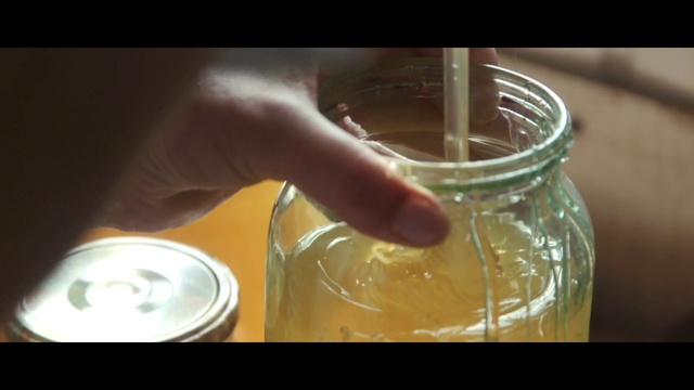 Video Reference: Hand, Liquid, Drinkware, Fluid, Ingredient, Mason jar, Drink, Finger, Cuisine, Dish
