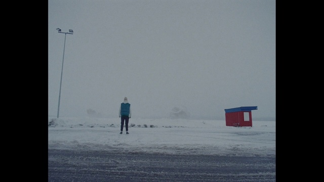 Video Reference: Sky, Snow, Slope, Street light, Freezing, Rectangle, Landscape, Winter, Ice cap, Recreation
