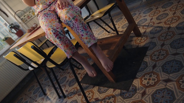 Video Reference: Furniture, Chair, Black, Table, Wood, Floor, Flooring, Waist, Hardwood, Human leg