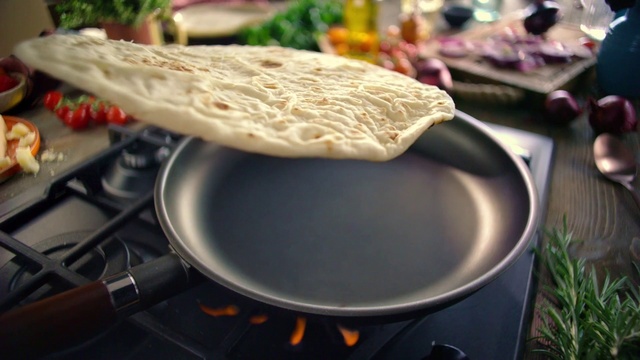 Video Reference: Food, Ingredient, Recipe, Staple food, Cuisine, Dish, Chapati, Plant, Naan, Tableware