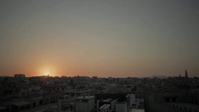 Video Reference: Sky, Atmosphere, Building, Afterglow, Cloud, Dusk, Sunset, Sunlight, Red sky at morning, Sunrise