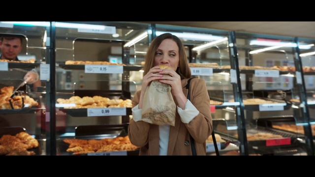 Video Reference: Food, Customer, Cuisine, Dish, Baked goods, Display case, Eyewear, Retail, Fast food, Finger food