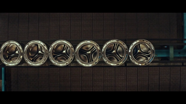 Video Reference: Motor vehicle, Automotive design, Automotive lighting, Grille, Automotive exterior, Font, Auto part, Rectangle, Metal, Emblem