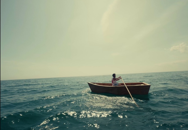 Video Reference: Water, Boat, Sky, Watercraft, Vehicle, Boats and boating--Equipment and supplies, Cloud, Horizon, Calm, Wind wave