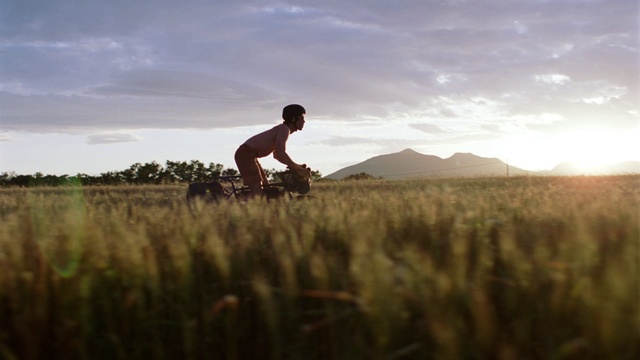 Video Reference: Cloud, Sky, People in nature, Flash photography, Plant, Happy, Agriculture, Shorts, Horizon, Grassland
