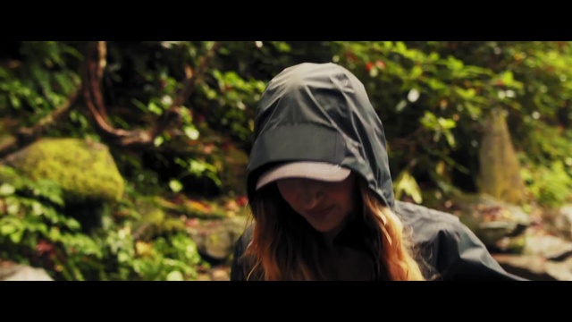 Video Reference: Plant, Cap, People in nature, Flash photography, Happy, Grass, Tints and shades, Tree, Landscape, Natural landscape