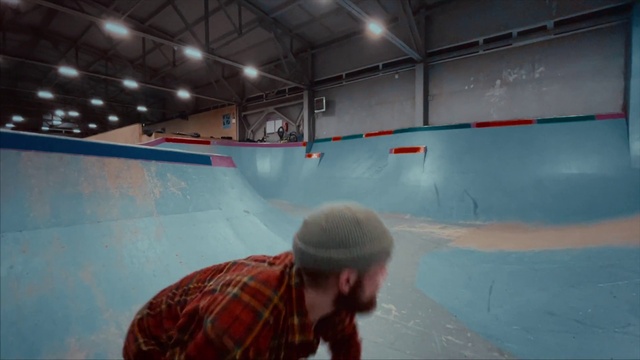 Video Reference: Field house, Tartan, Line, Hat, Plaid, Leisure, Fun, Event, T-shirt, Ceiling