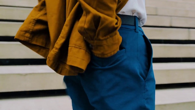 Video Reference: Joint, Jeans, Hand, Outerwear, Shoulder, Leg, Window, Dress, Human body, Sleeve