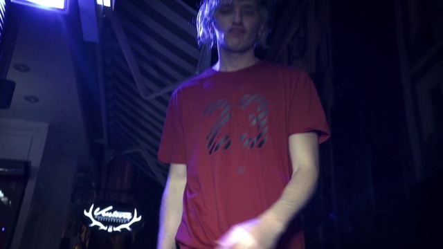 Video Reference: Arm, Shirt, Purple, Blue, Flash photography, Entertainment, Music, Music artist, Musician, Performing arts