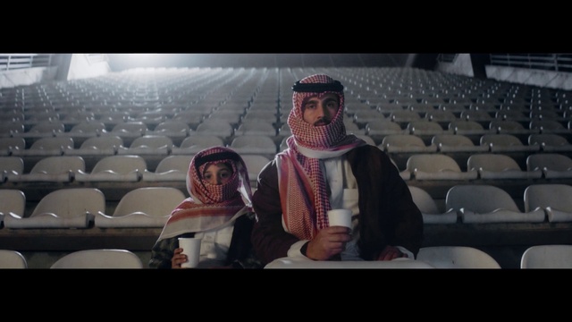 Video Reference: Gesture, Entertainment, Computer keyboard, Input device, Event, Audio equipment, Fun, Performing arts, Sitting, Theatre