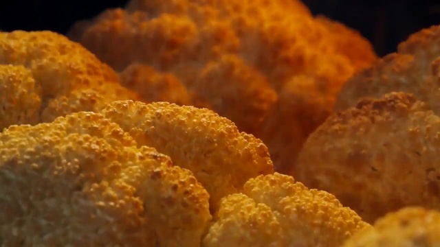 Video Reference: Food, Ingredient, Cloud, Cuisine, Dish, Amber, Deep frying, Recipe, Fried food, Produce