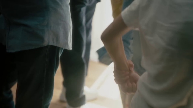 Video Reference: Joint, Gesture, Thigh, Waist, Elbow, Holding hands, Human leg, Flooring, Art, Event