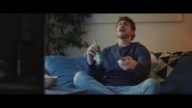 Video Reference: Arm, Mouth, Flash photography, Comfort, Jaw, Beard, Gesture, Vision care, Finger, Elbow