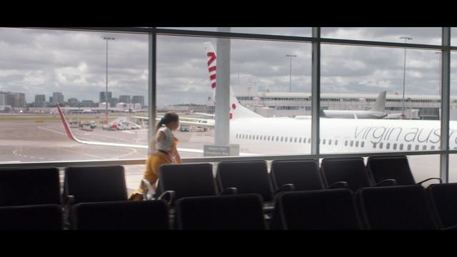 Video Reference: Cloud, Sky, Air travel, Aircraft, Vehicle, Aviation, Aerospace manufacturer, Airplane, Runway, Airliner