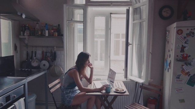 Video Reference: Table, Personal computer, White, Laptop, Window, Computer, Picture frame, Interior design, Standing, Grey