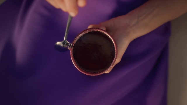 Video Reference: Arm, Body jewelry, Purple, Gesture, Audio equipment, Violet, Wrist, Eyewear, Flash photography, Bracelet