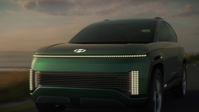 Video Reference: Tire, Car, Grille, Vehicle, Automotive tire, Automotive lighting, Hood, Motor vehicle, Wheel, Tread