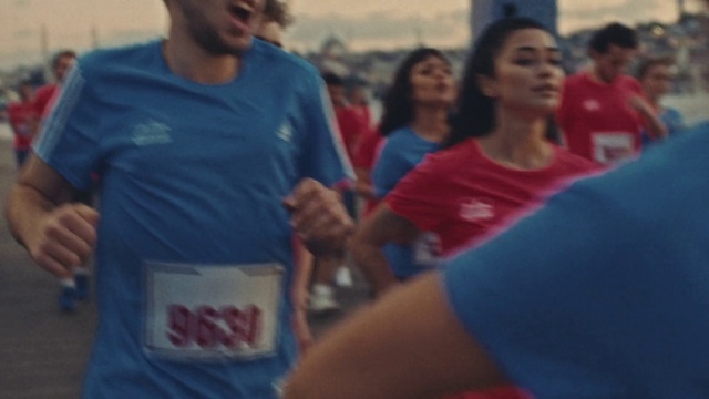 Video Reference: Leisure, Happy, T-shirt, Recreation, Hat, Exercise, Athlete, Running, Physical fitness, Event