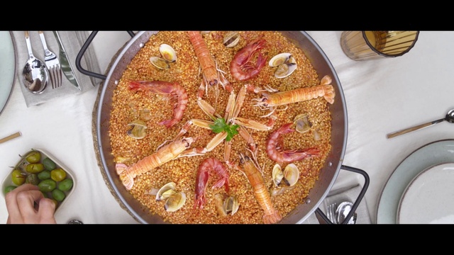 Video Reference: Food, Tableware, Ingredient, Recipe, Plate, Fast food, Dishware, Cuisine, Dish, Produce