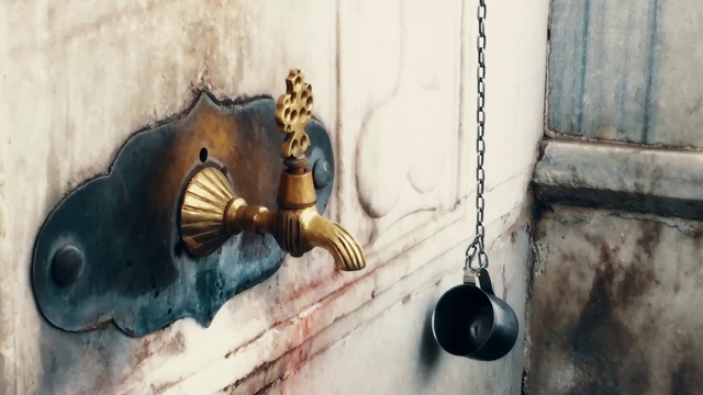 Video Reference: Wood, Lighting, Door, Headgear, Gas, Tints and shades, Art, Metal, Door handle, Jewellery