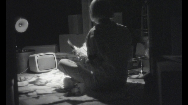 Video Reference: Flash photography, Black-and-white, Style, Monochrome photography, Monochrome, Darkness, Comfort, Room, Fun, Event