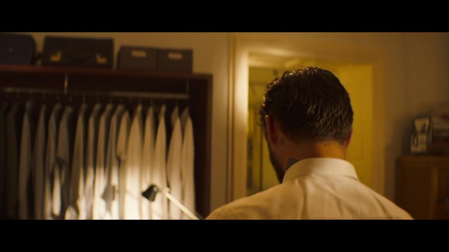 Video Reference: Flash photography, Window, Tints and shades, Font, Event, Formal wear, Darkness, Dress shirt, Fashion design, Room